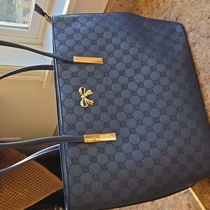 NWOT Navy Gold Bow Handbag Tote